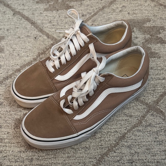 Vans Shoes - Vans Old Skool